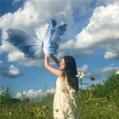 明星代言又出大瓜：言论翻车，全网玩梗，深夜